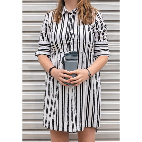 Botella de acero inoxidable al vacío con tapa deportiva 550m