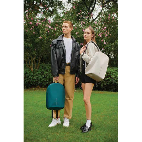 verde bosque Bobby Soft, mochila antirrobo