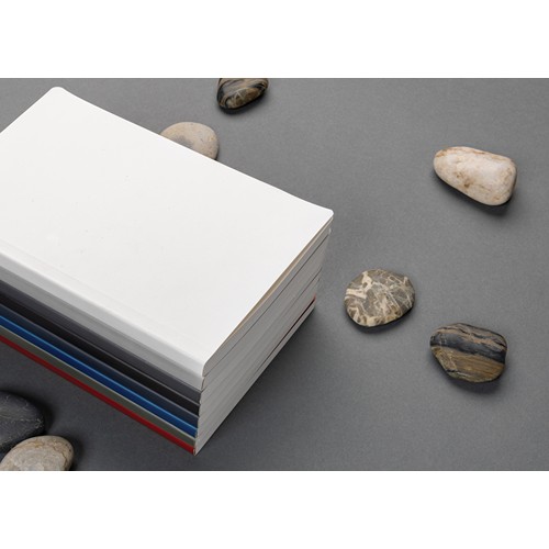 Libreta A5 tapa blanda y papel de piedra