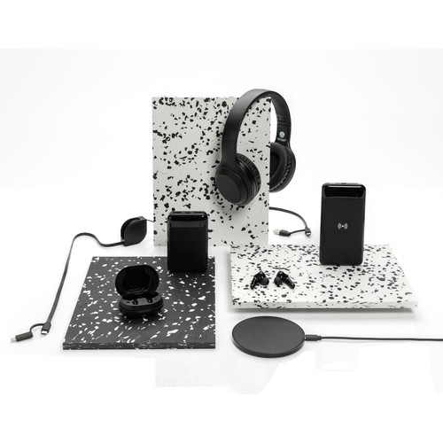 black Auriculares de plástico reciclado estándar RCS