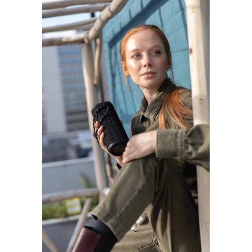 Urban Vitamin Berkeley IPX7 waterproof 10W speaker Urban Vitamin Berkeley IPX7 waterproof 10W speaker