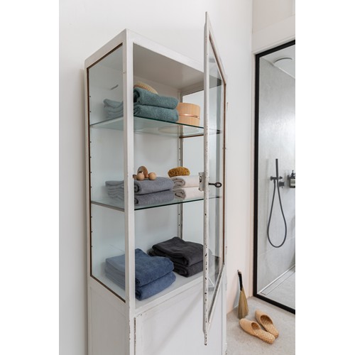 Toalla de baño Ukiyo Sakura AWARE ™ de 500 g/m2 70x140 cm