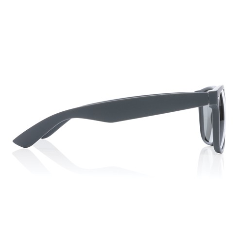 gray Gafas de sol de plástico reciclado GRS