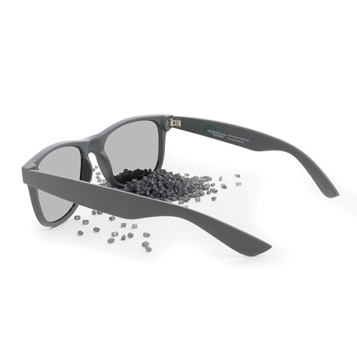 gray Gafas de sol de plástico reciclado GRS