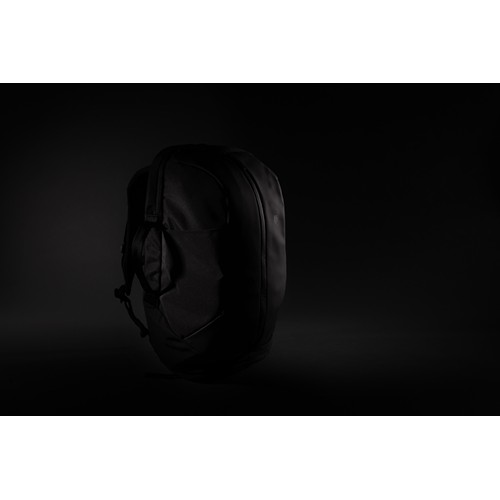 Mochila de trabajo/gimnasio Swiss Peak AWARE™ RPET de 15,6