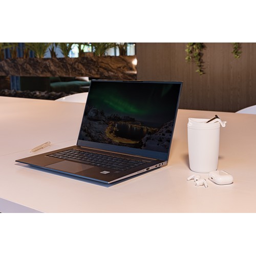 Taza de PP reciclado GRS con tapa de seguridad