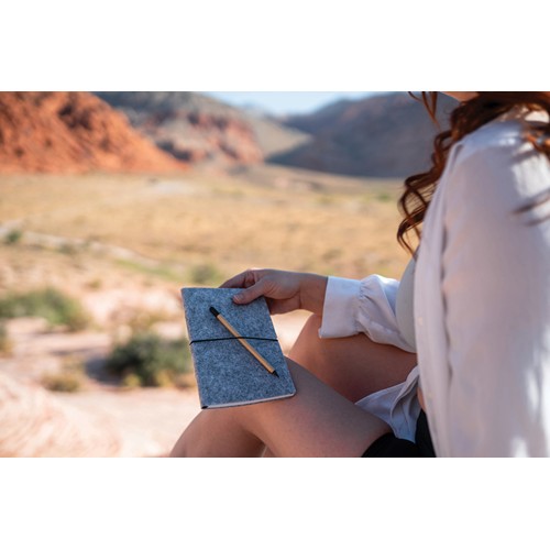 Libreta A5 tapa blanda de fieltro reciclado certificado GRS