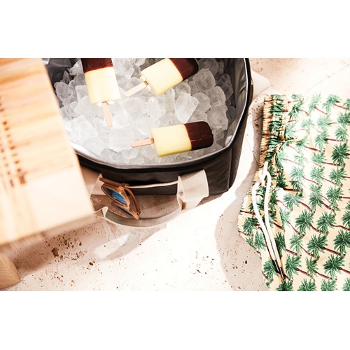 black VINGA Nevera de ciudad Sortino