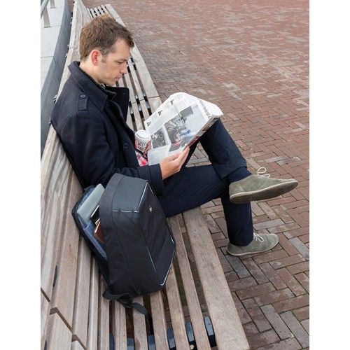 Sac à dos antivol pour ordinateur 15,6" Swiss Peak AWARE™ - 15