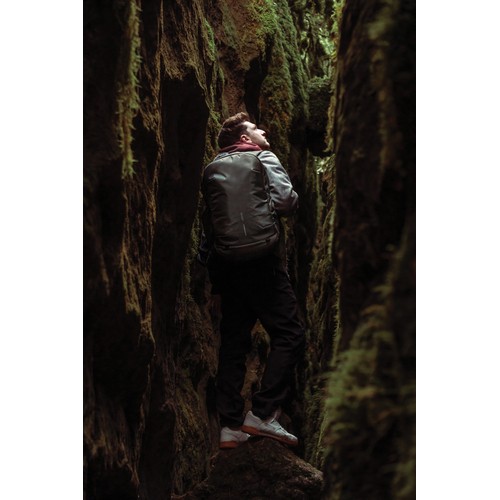 black Mochila Bobby Explore