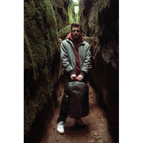 black Mochila Bobby Explore