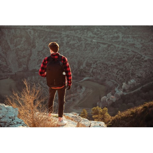 black Mochila Bobby Explore