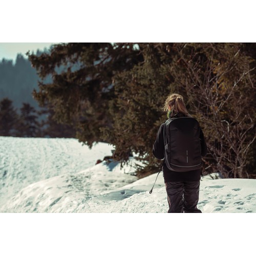 black Mochila Bobby Explore