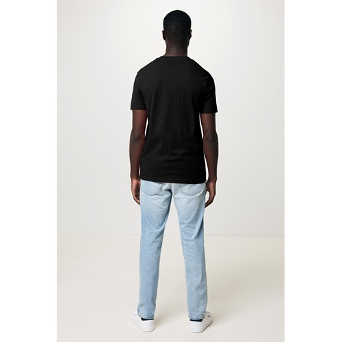 black Camiseta IQONIQ Bryce algodón reciclado