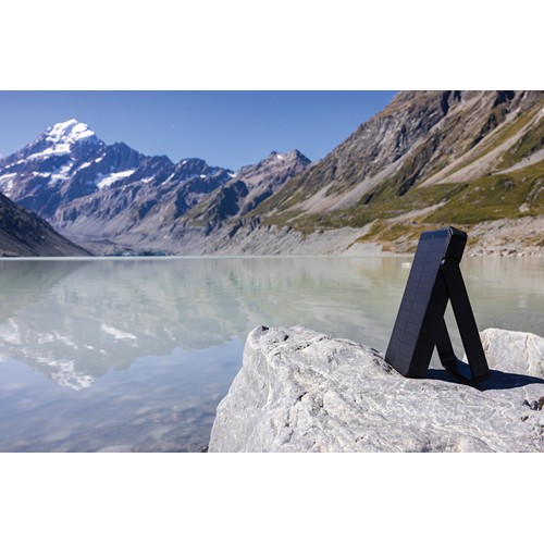 black Cargador solar plástico reciclado Skywave RCS 10.000 mah