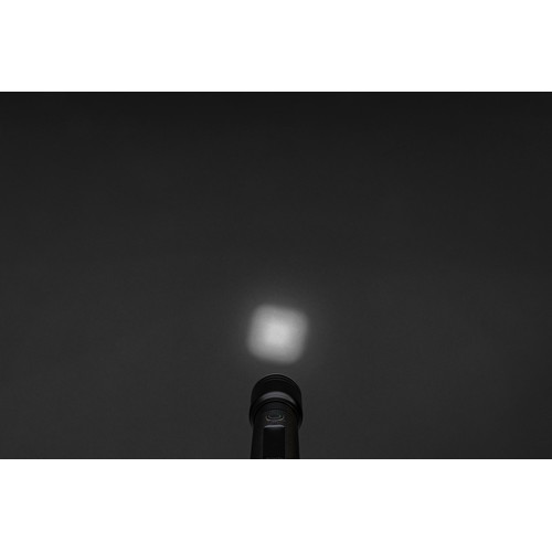 Linterna resistente recargable USB de aluminio reciclado RCS