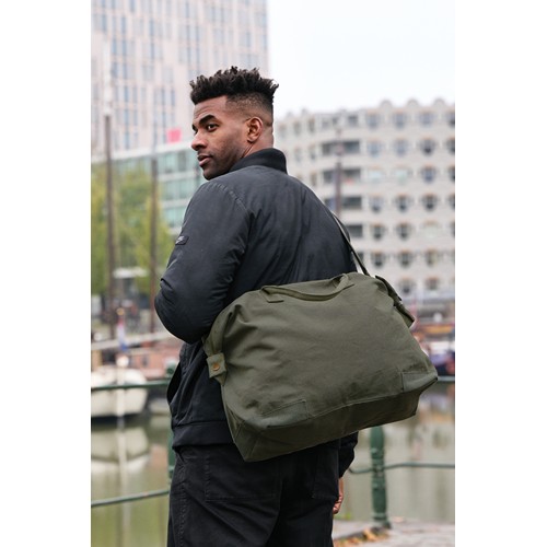 green Bolsa fin de semana Kezar lona reciclada AWARE™