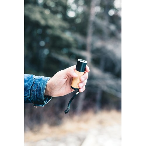 Linterna de bambú y plástico reciclado RCS