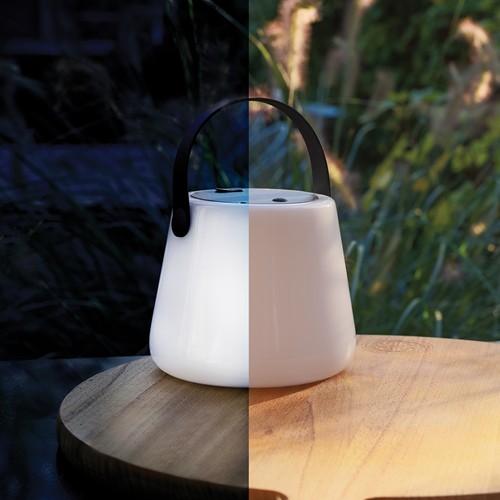 white Luz exterior SolarGlow RCS de plástico reciclado recargable
