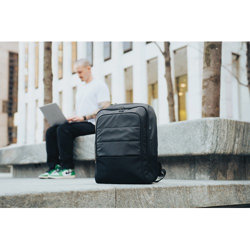 black Mochila Armond ordenador 15,6¨ AWARE™ RPET