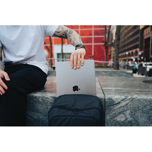black Mochila Armond ordenador 15,6¨ AWARE™ RPET