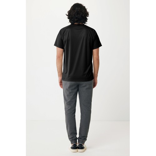 black Camiseta IQONIQ Tikal poliéster reciclado secado rápido