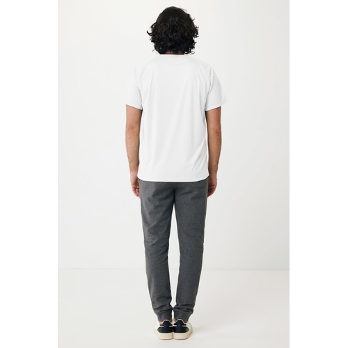 white Camiseta IQONIQ Tikal poliéster reciclado secado rápido