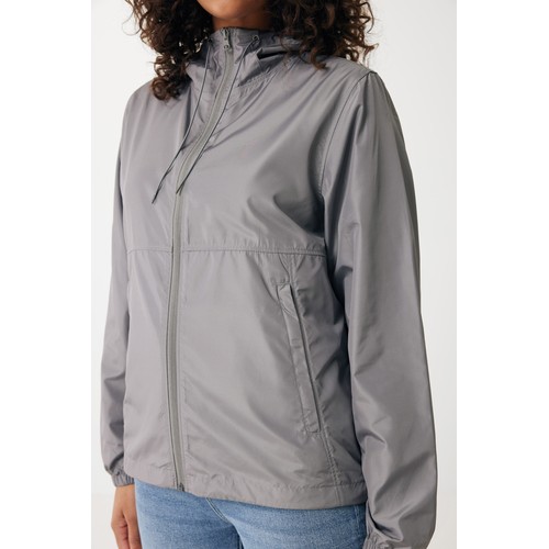 Chaqueta ligera Iqoniq Logan de poliéster reciclado