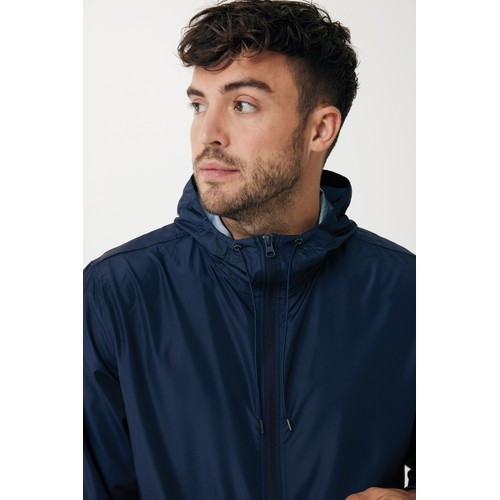 Chaqueta ligera Iqoniq Logan de poliéster reciclado