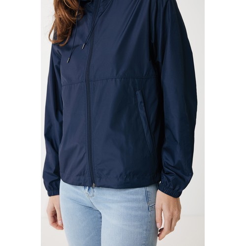 Chaqueta ligera Iqoniq Logan de poliéster reciclado