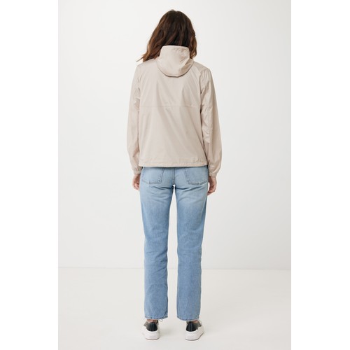 Chaqueta ligera IQONIQ Logan de poliéster reciclado