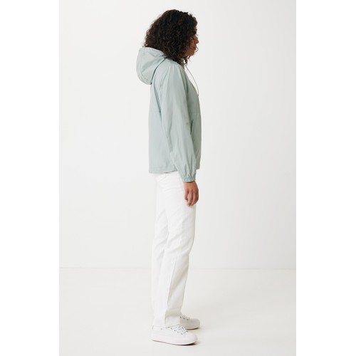 Chaqueta ligera IQONIQ Logan de poliéster reciclado