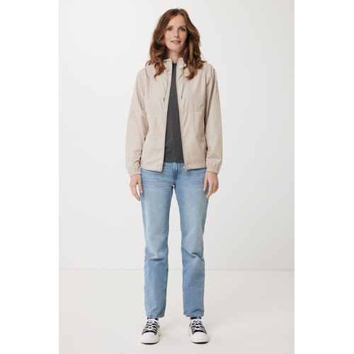 Chaqueta ligera IQONIQ Logan de poliéster reciclado