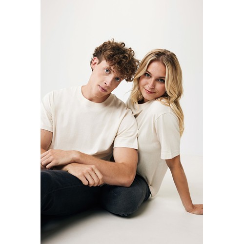 IQONIQ Kakadu Camiseta Relax Fit Algodón Reciclado