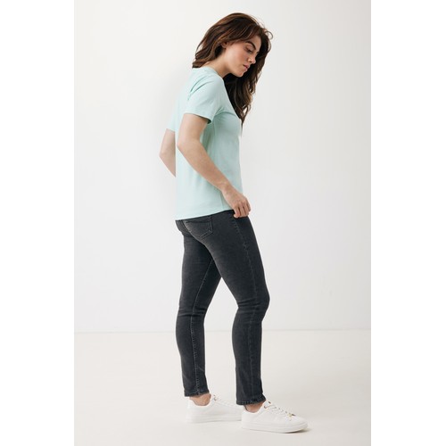 Camiseta IQONIQ Sierra de algodón reciclado ligero