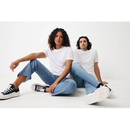white IQONIQ Sierra Camiseta Light Weight Algodón Reciclado