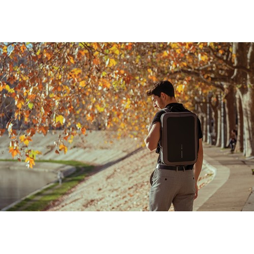 Mochila y maletín antirrobo Bobby Bizz 2.0