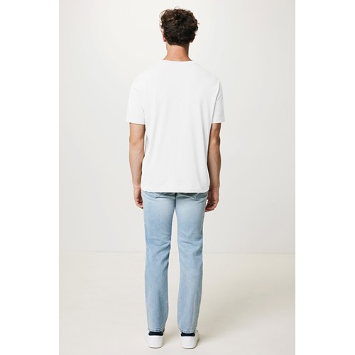 white IQONIQ Teide Camiseta Boxy Fit Algodón Reciclado