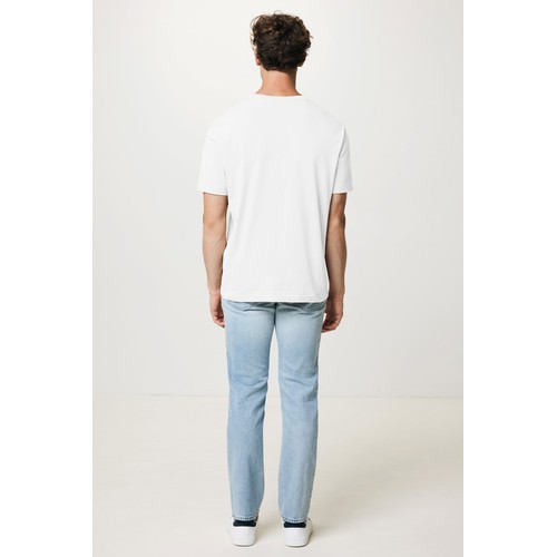 white Camiseta IQONIQ Teide de algodón reciclado