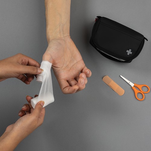 Set premiers secours taille poste en PU nubuck recyclé RCS - 4