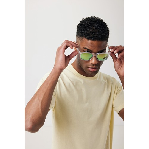 white Gafas de sol con lentes de espejo de PC reciclado Gleam RCS