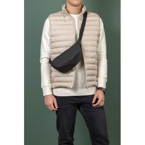 Sac banane en bandoulière en rPET AWARE™ Crescent - 9