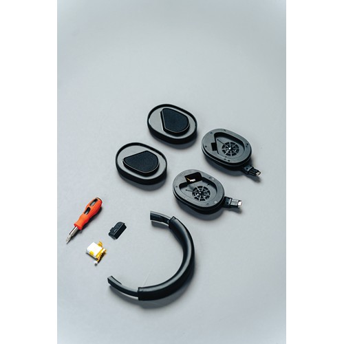 black Auriculares inalámbricos Irvine RCS reciclados y reparables
