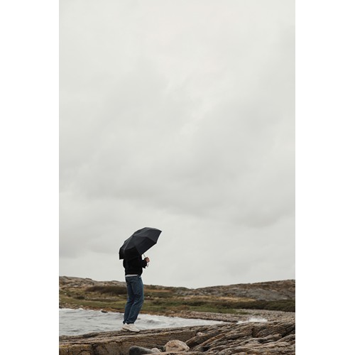 black Paraguas VINGA Baltimore AWARE™ RPET de 21