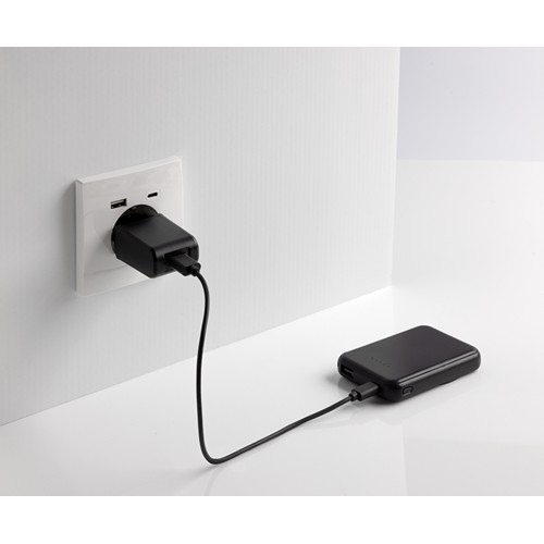 black Powerbank Stellar magnético 5000 mAh y 5W plástico reciclado