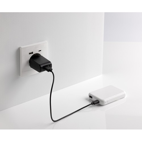 white Powerbank Stellar magnético 5000 mAh y 5W plástico reciclado