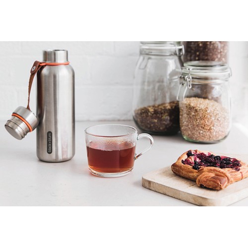 Botella de Agua Black+Blum térmica pequeña 500 ml