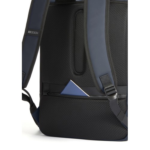 Mochila urbana resistente al agua con solapa