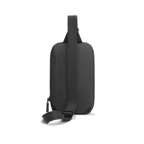 black Sling expandible Urban resistente al agua
