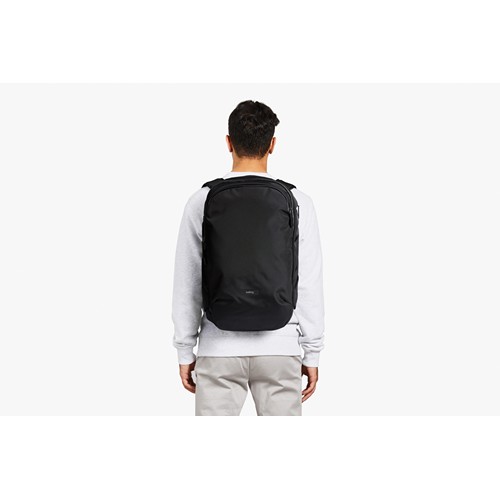 black Bellroy Transit Workpack Pro 28L